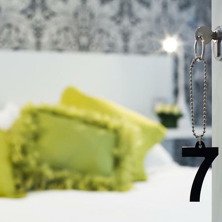 Al 372 Bed & Breakfast Rome Bagian luar foto