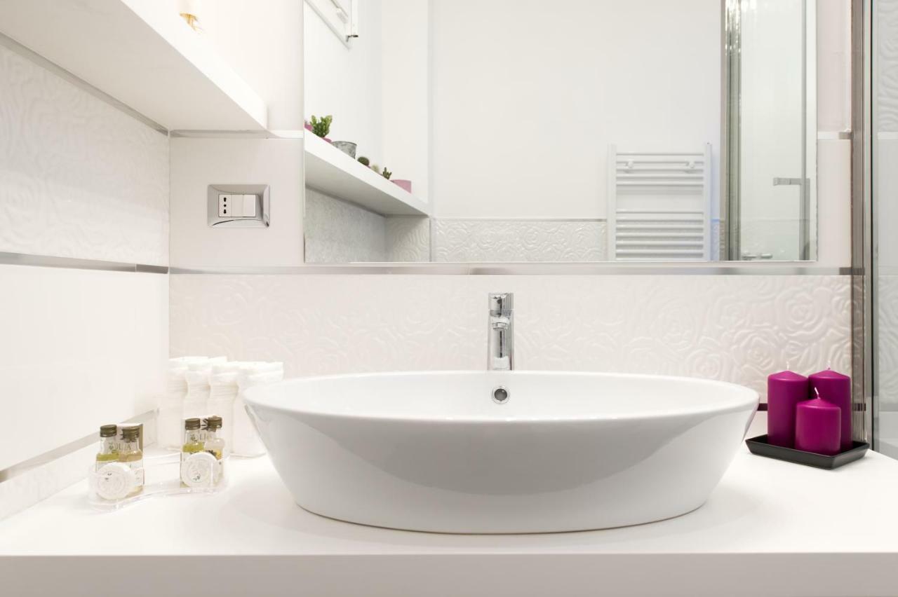 Al 372 Bed & Breakfast Rome Bagian luar foto