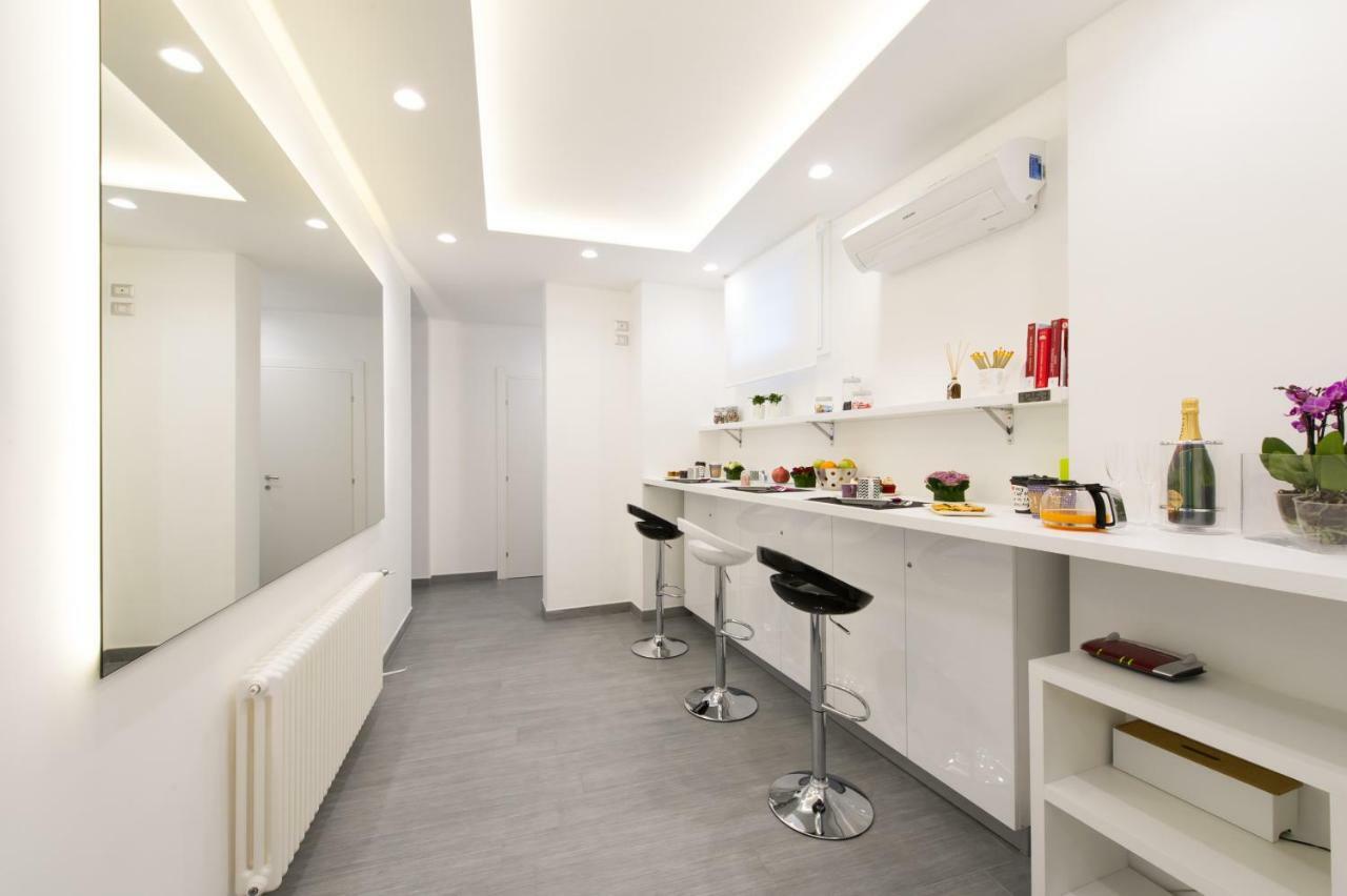 Al 372 Bed & Breakfast Rome Bagian luar foto