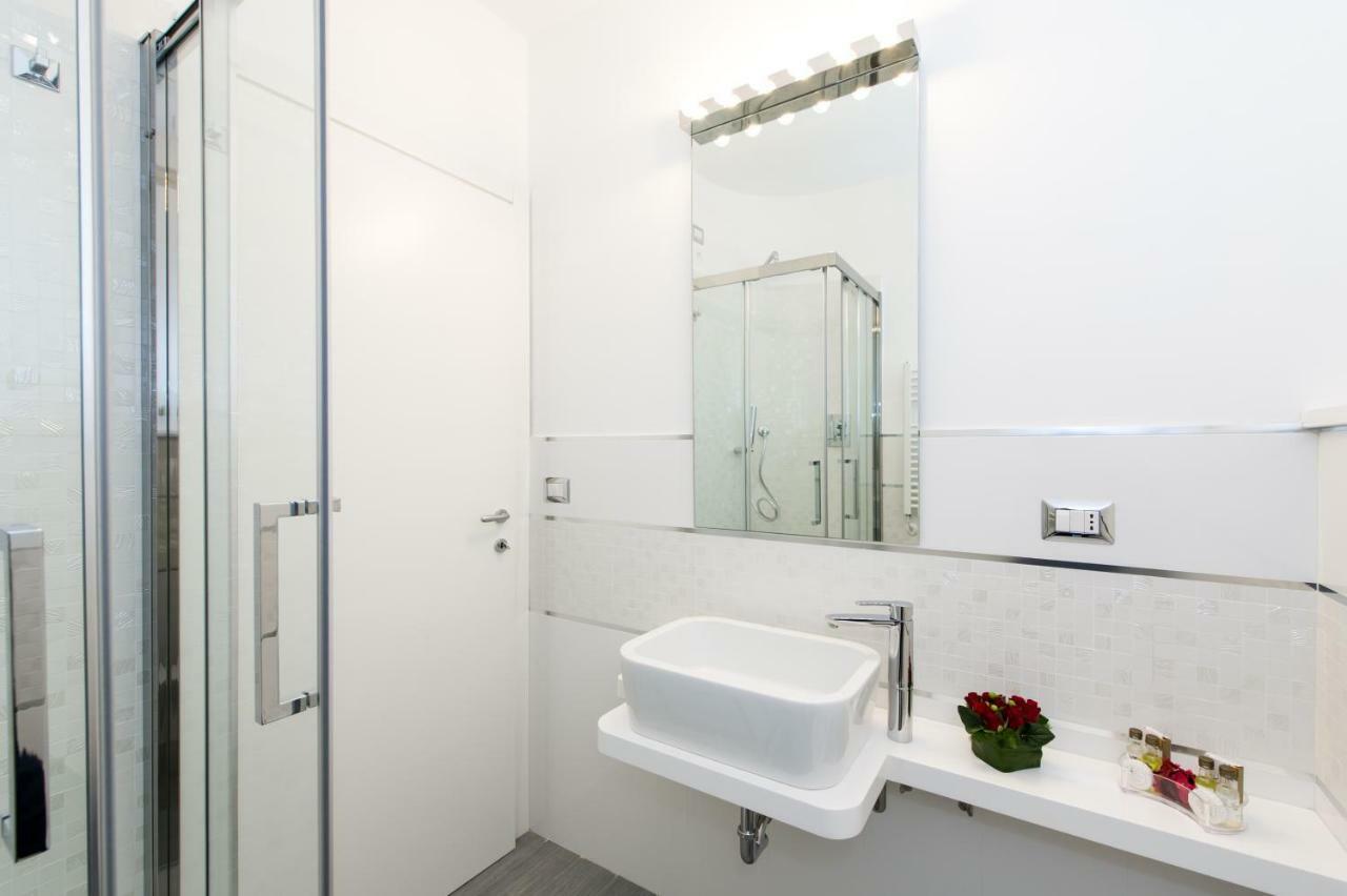 Al 372 Bed & Breakfast Rome Bagian luar foto